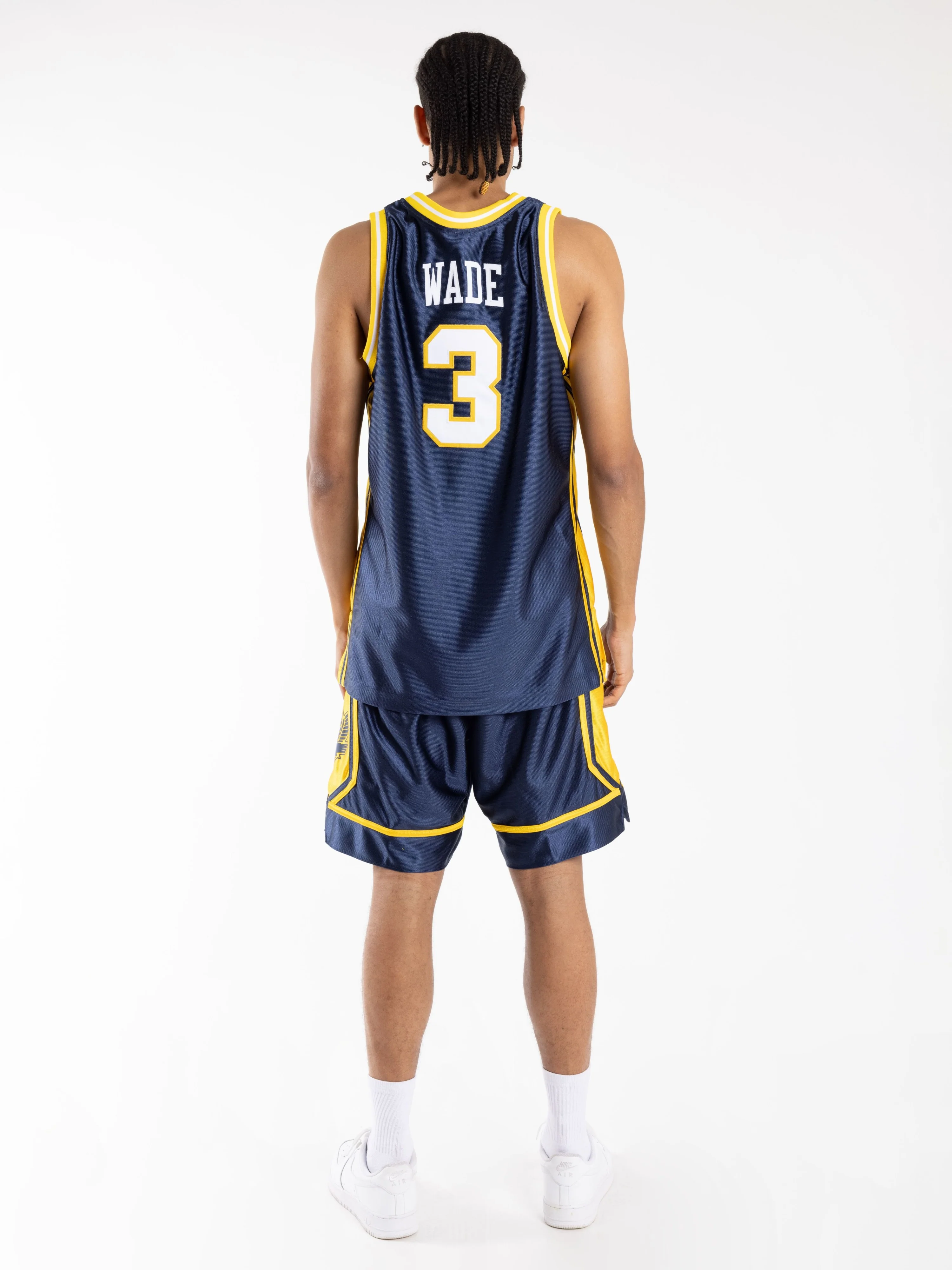 Dwyane Wade 2002-03 Marquette University Authentic Jersey - Image 2