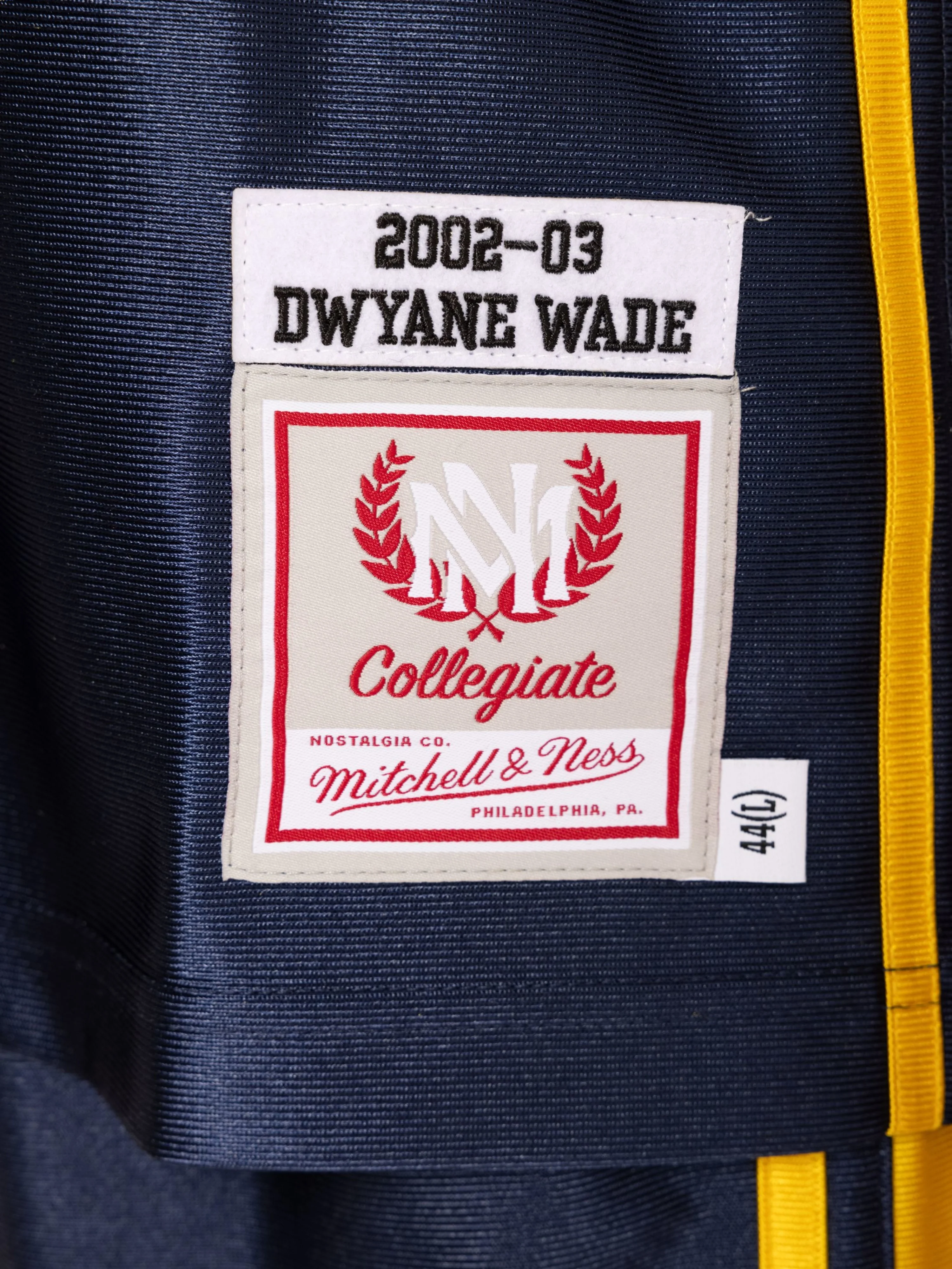 Dwyane Wade 2002-03 Marquette University Authentic Jersey - Image 4