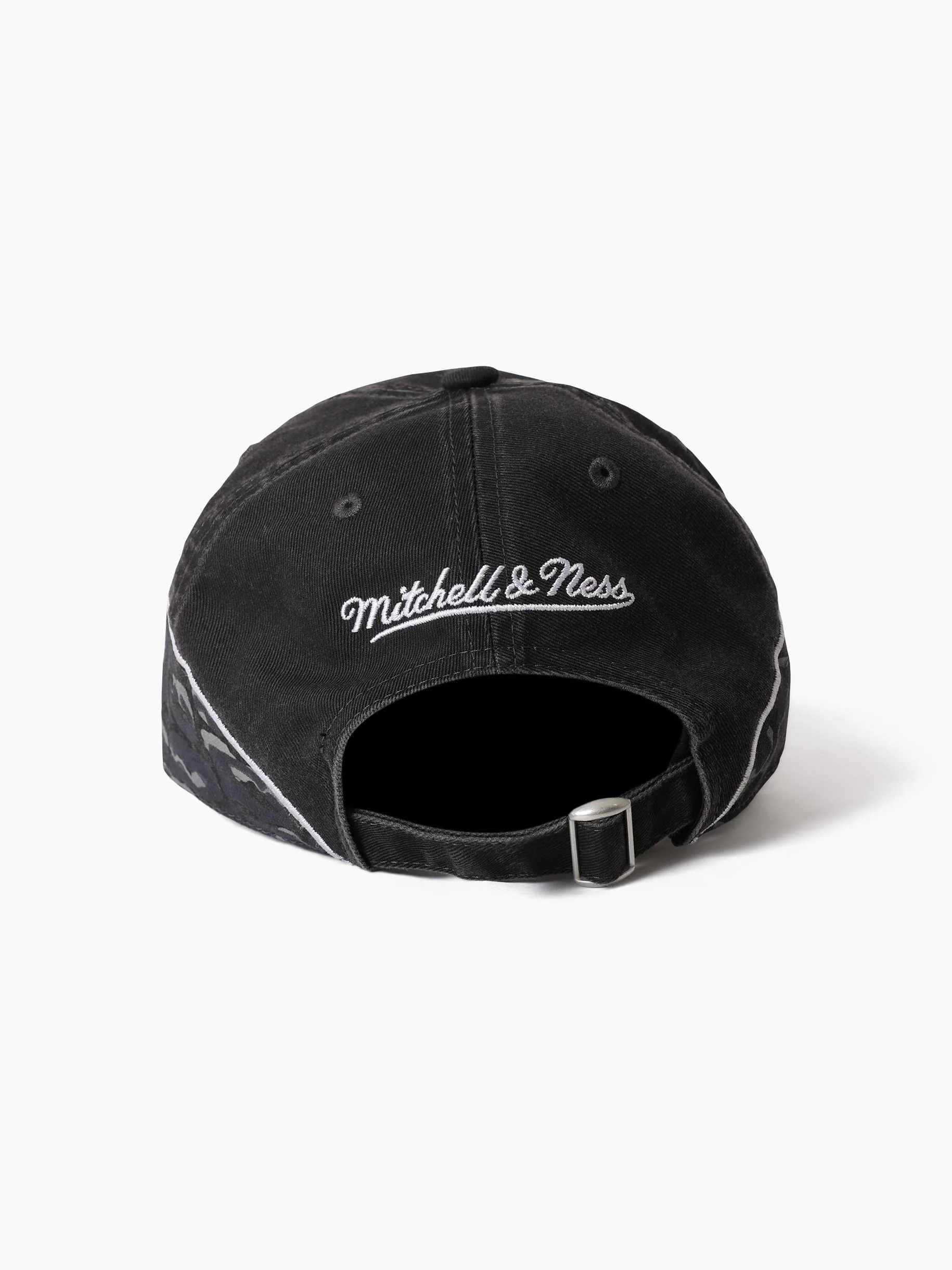 Chicago Bulls Black Leopard Low Pro Snapback - Image 3