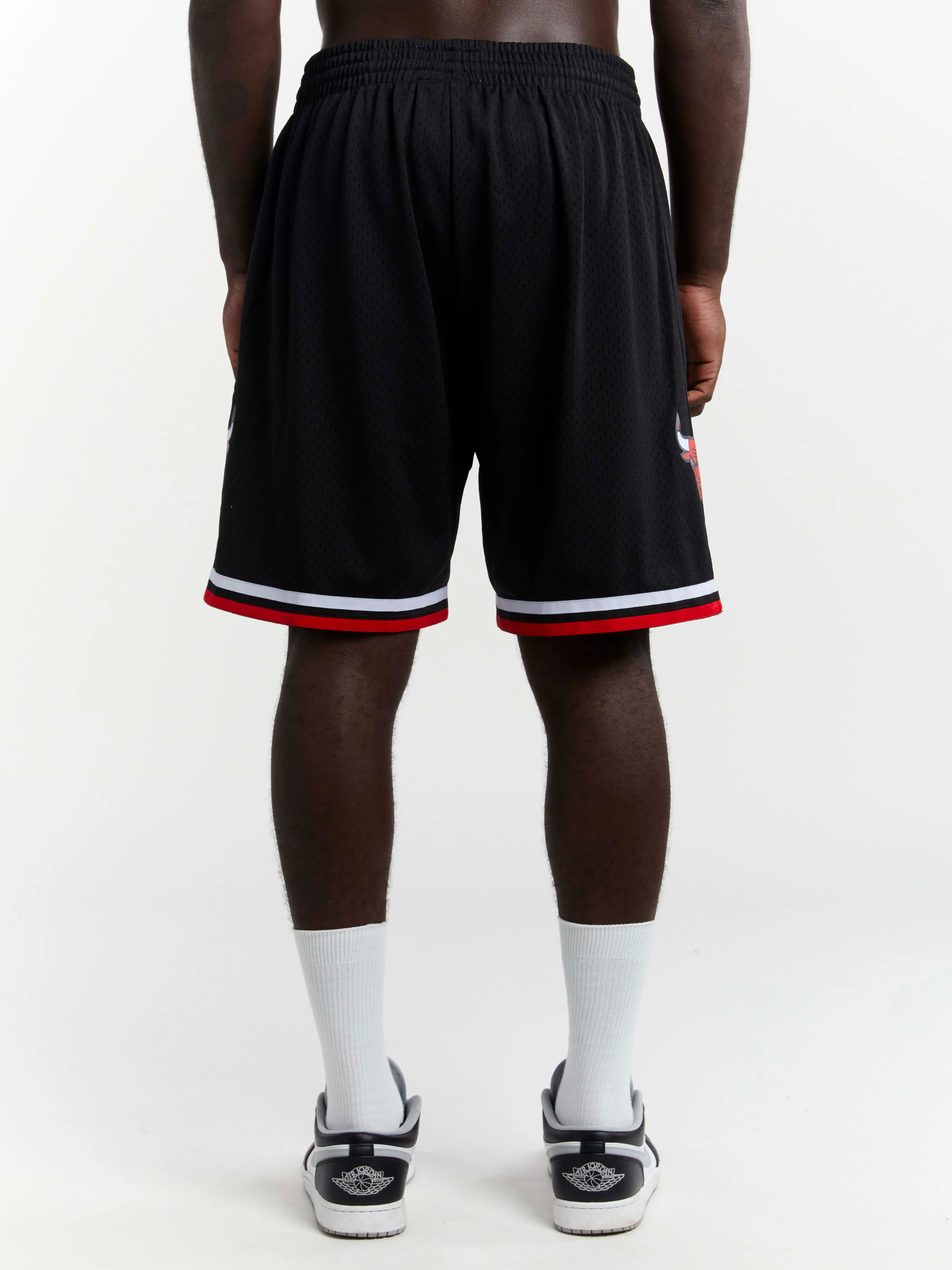 Chicago Bulls 1997-98 Alternate Swingman Shorts - Image 2