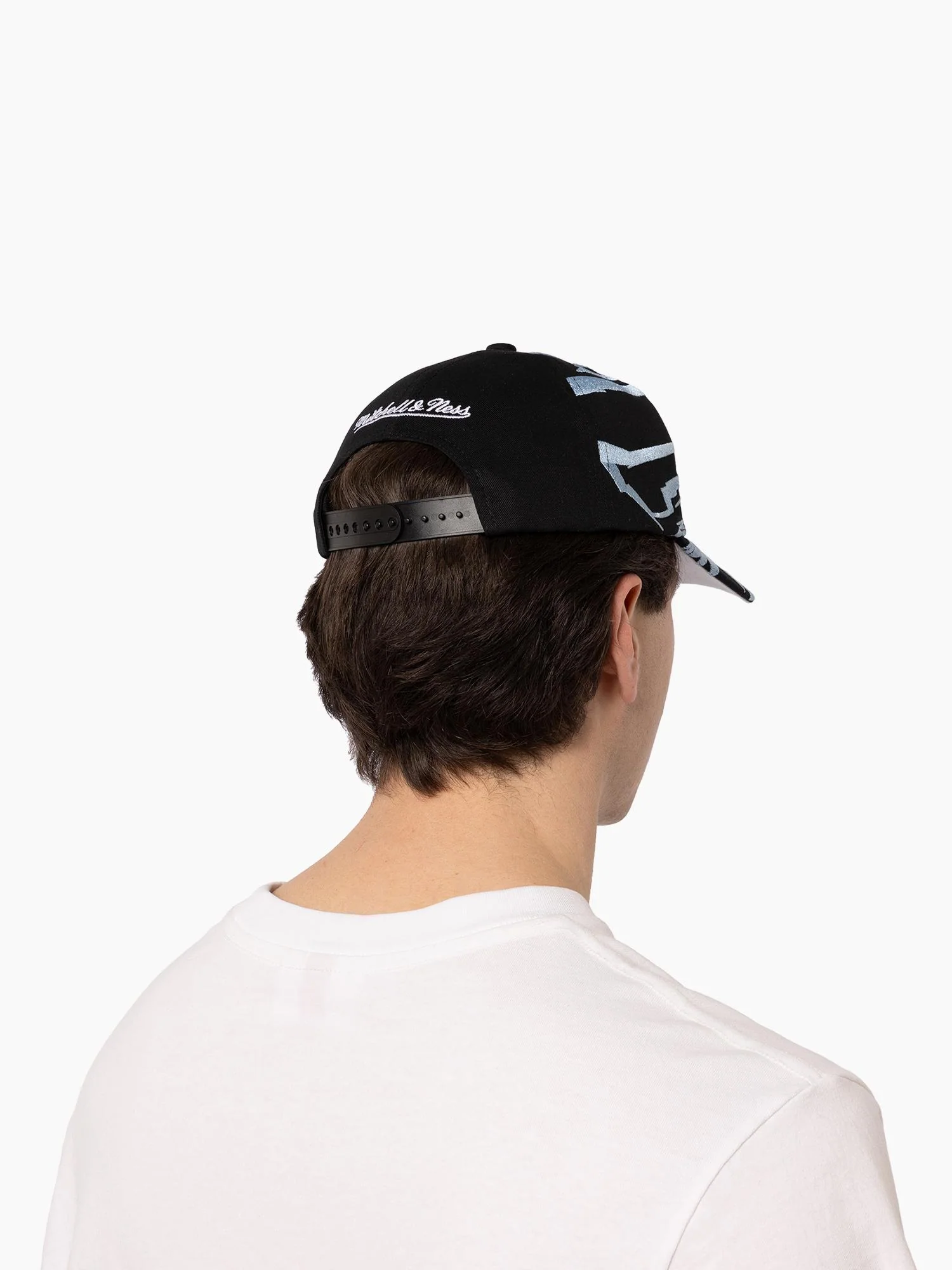 Chicago Bulls Earthquake Deadstock Snapback - Image 3