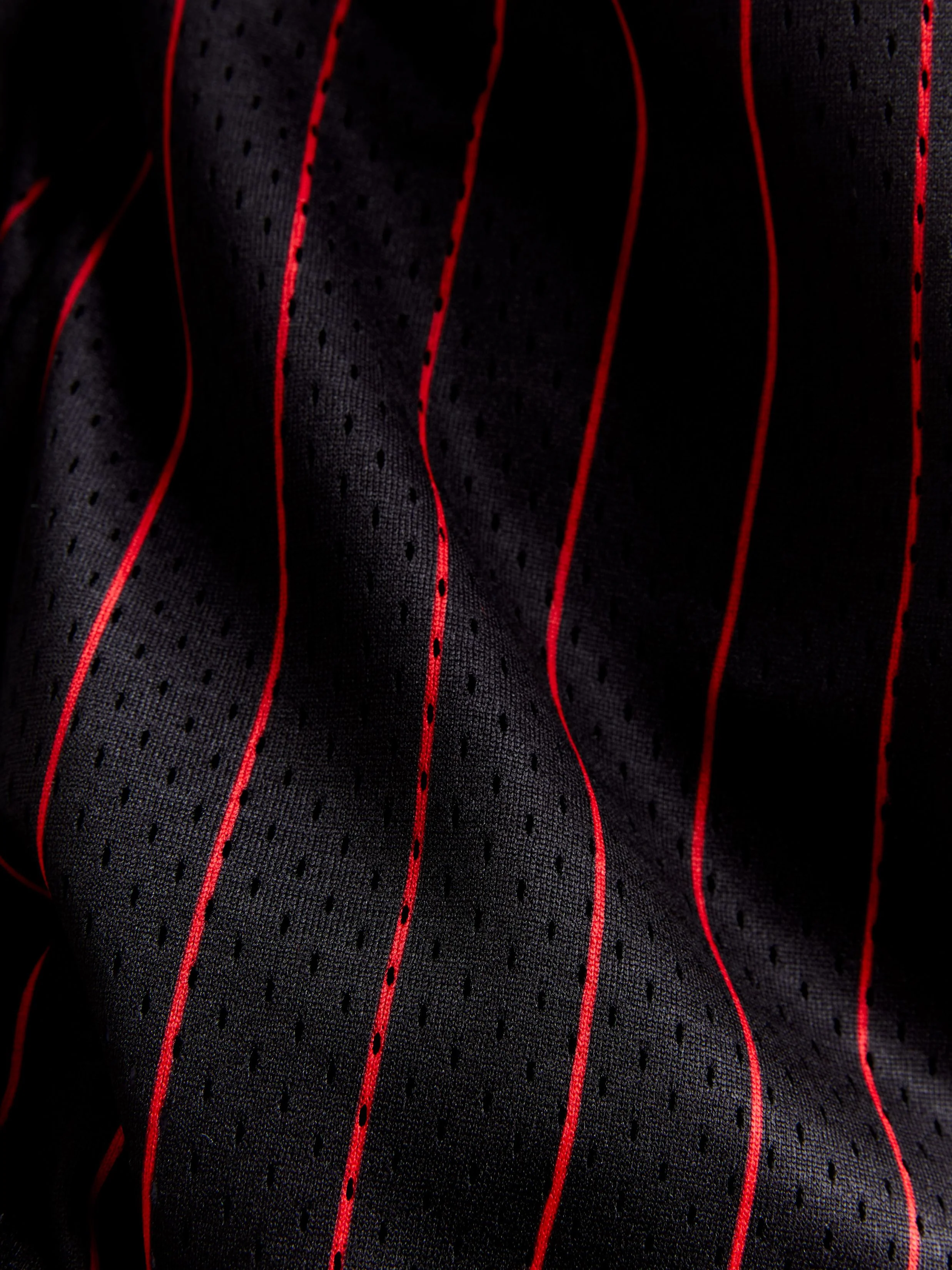 Scottie Pippen 1995-96 Chicago Bulls Swingman Jersey - Image 5