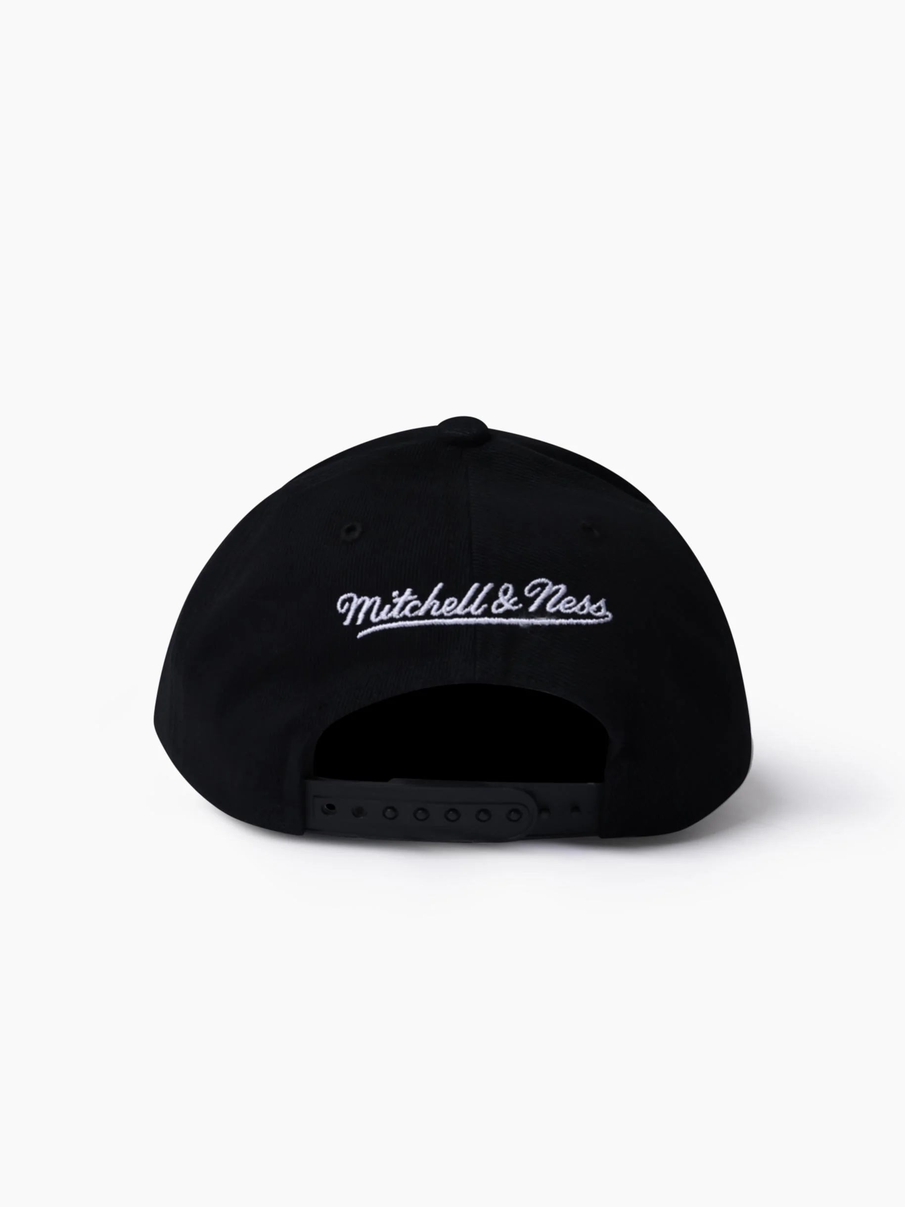 Chicago Bulls Stacked Low Pro Snapback - Image 4