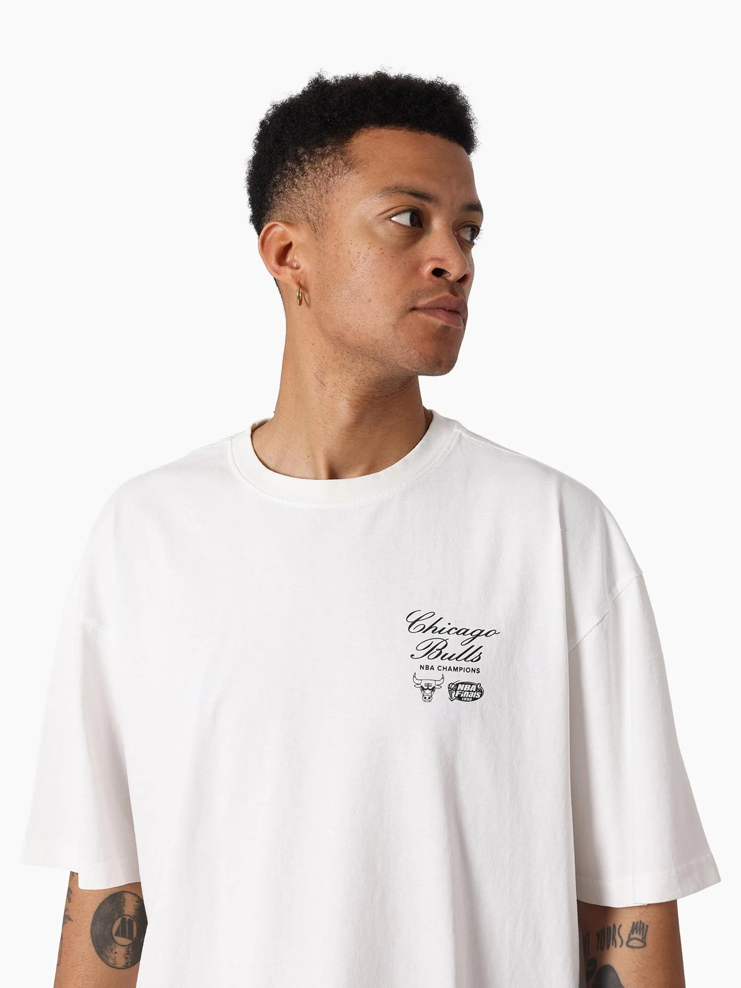 Chicago Bulls Champions Script Tee - Image 2