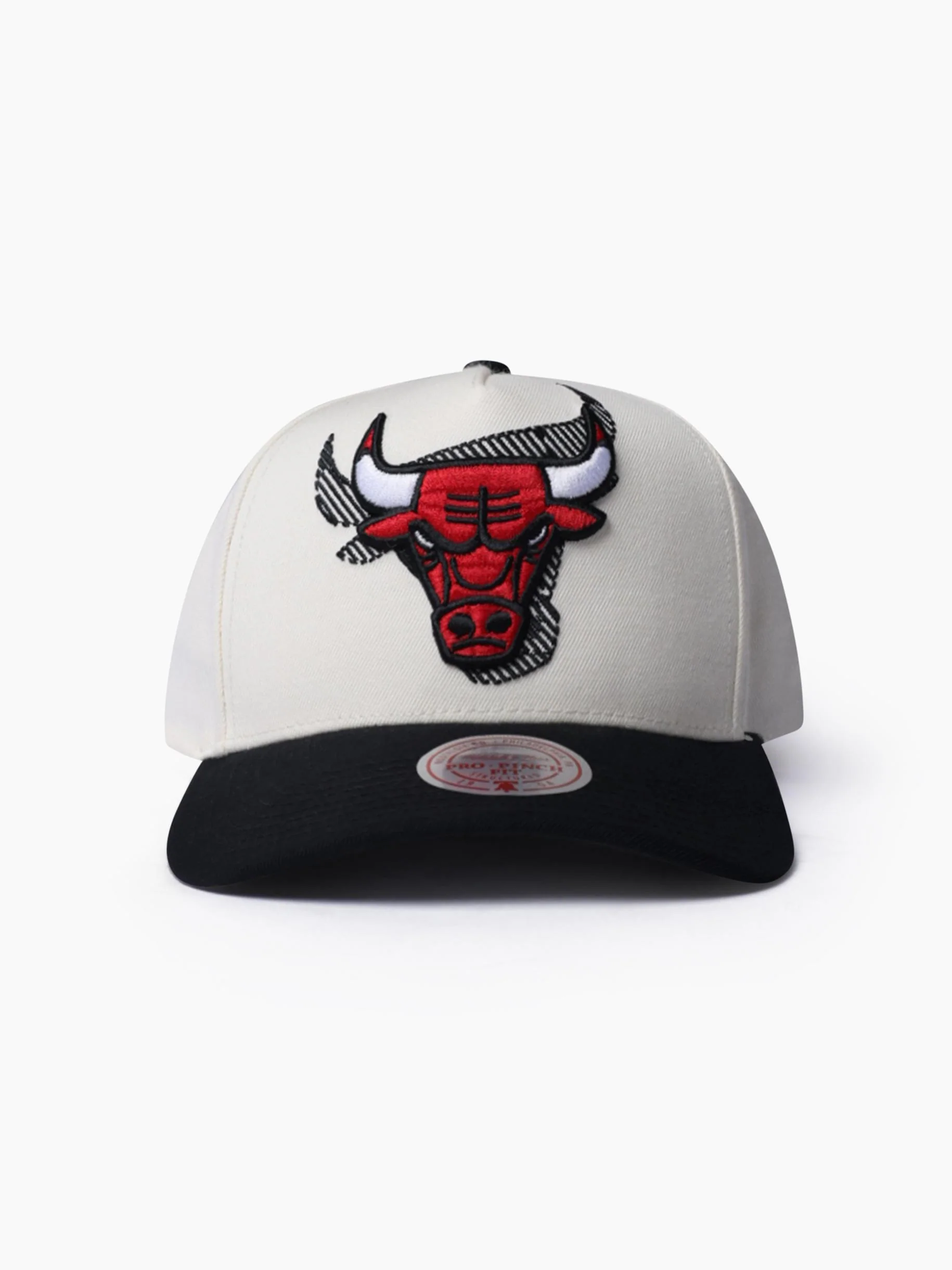 Chicago Bulls Tilted Pro Crown Snapback
