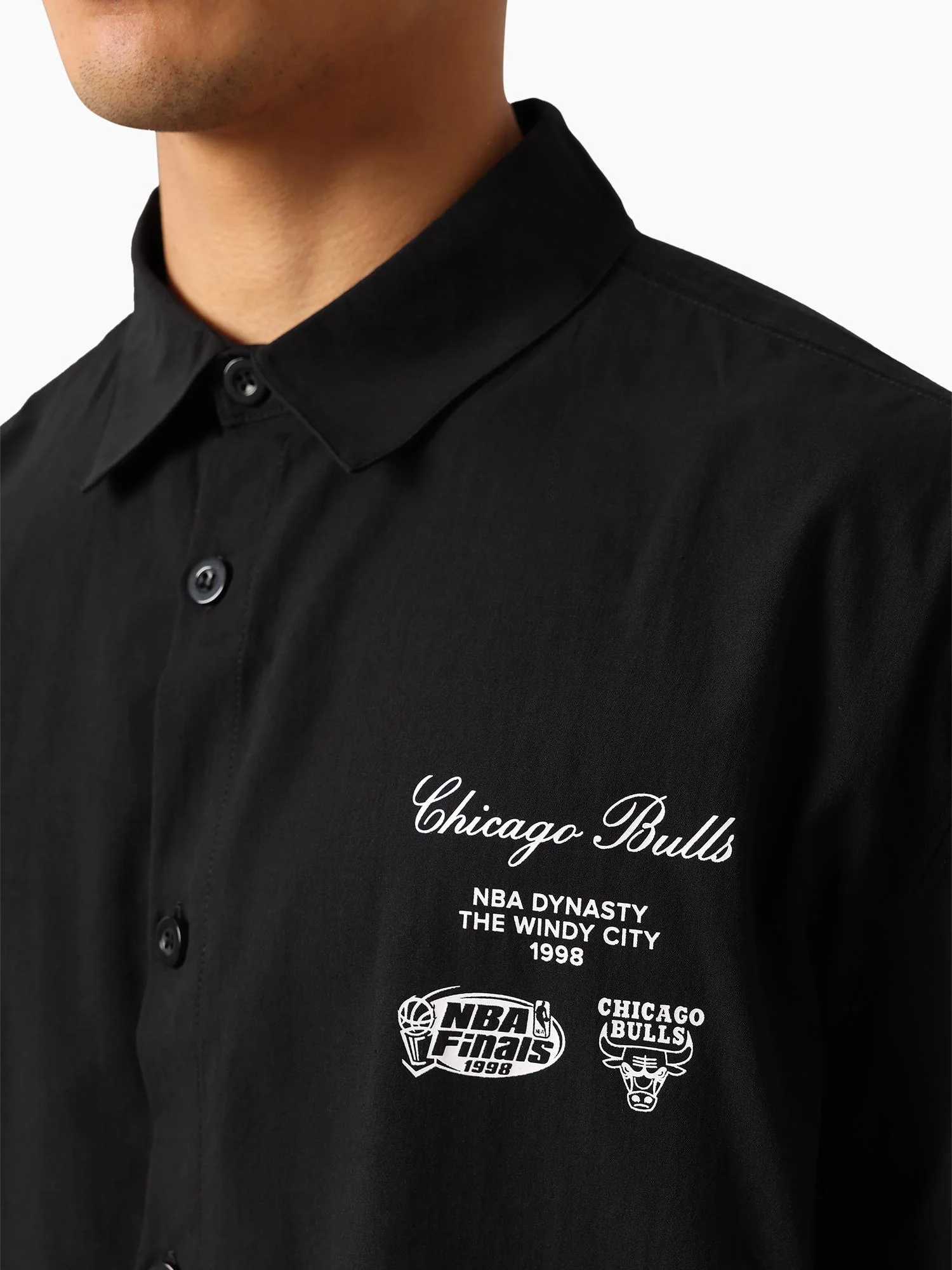 Chicago Bulls World Wide Shirt - Image 3